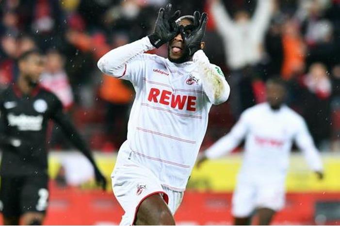 نتائج مثيرة بالدوري الألماني لكرة  القدم 60844396_303