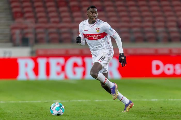 نهاية موسم نجم شتوتجارت 1230632704-scaled