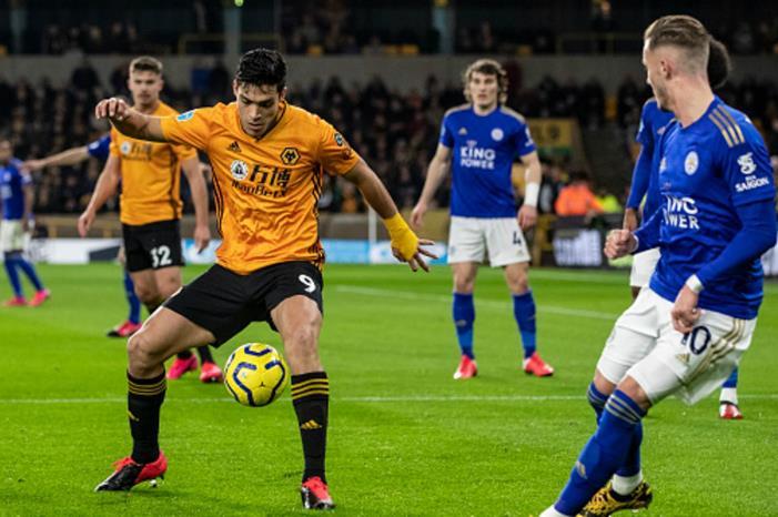 raul-jimenez-wolves-vs-leicester_1evj292hmfqpg1q05ur6if413p