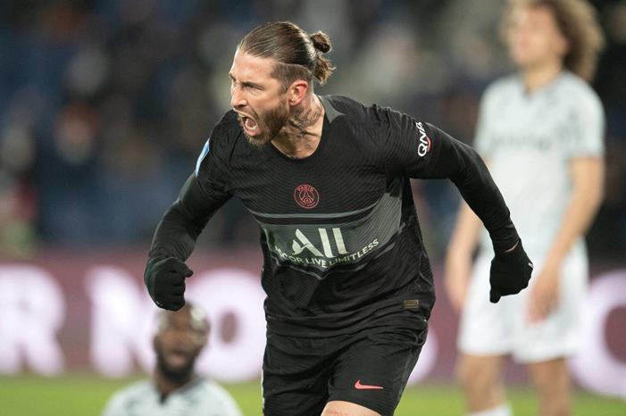 61ee37bf42360471c64c9ca4