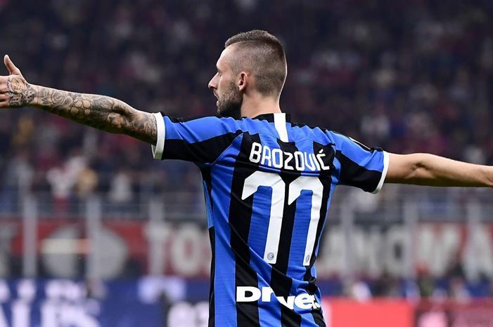 بروزوفيتش يمسك بقلم التجديد مع إنتر مارسيلو-بروزوفيتش