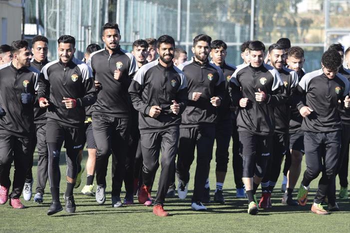 المنتخب الوطني ت 23 يختتم معسكره التدريبي في عمان 61f93e984e871