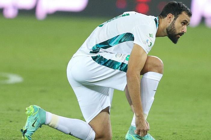 رسميًا: الأهلي السعودي يعلن رحيل حمدي النقاز nagaz