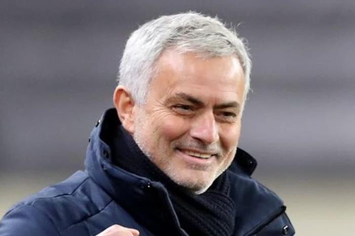 عقوبة قاسية في انتظار مورينيو 140bf924-79b5-4792-8c67-75f8ccaab1eb