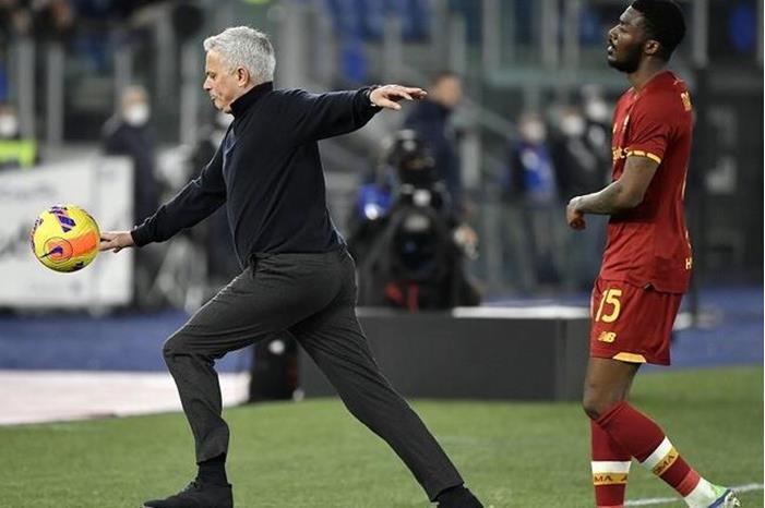 عقوبات قاسية على السبيشال وان في إيطاليا 62152c9c42360431962c2212