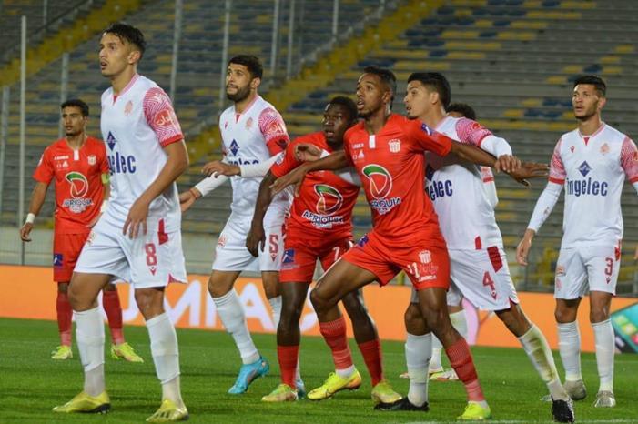 الوداد يخسر بثنائية فى الدوري المغربي قبل مواجهة الزمالك IMG-20220223-WA0070
