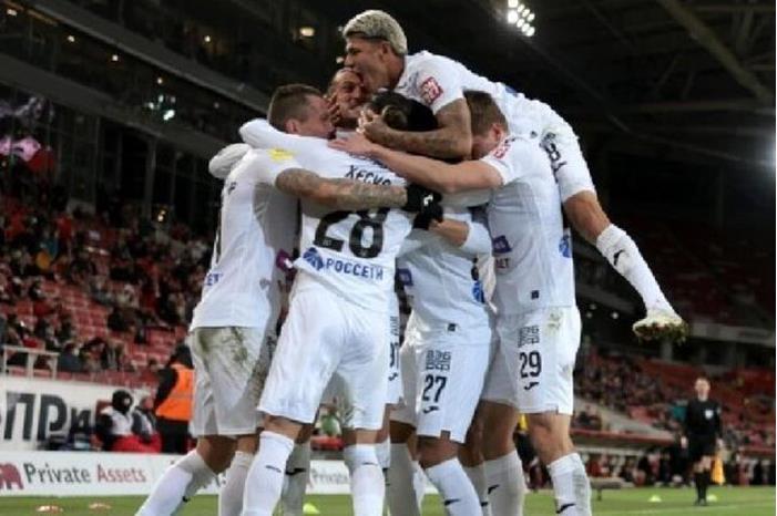 تسيسكا يهزم سبارتاك بثنائية في ديربي موسكو 621a85ee4c59b725fc1b5584