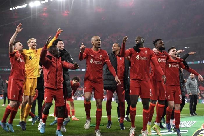 ليفربول بطل كأس رابطة المحترفين الإنجليزية FMoKxVWXIAcO9zd