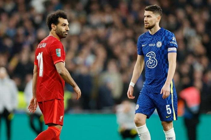 ماذا قال صلاح لجورجينيو في محاولة لتشتيته قبل تنفيذ ركلة الترجيح؟ (فيديو) Jorginho (1)