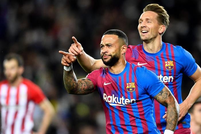 ديباي: الصفقات فقط ليست وراء عودة برشلونة Memphis_Depay