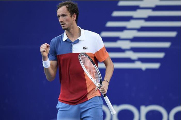 مدفيديف يعتلي عرش التنس للمرة الأولى في مسيرته 621c89514c59b775c21cb09d