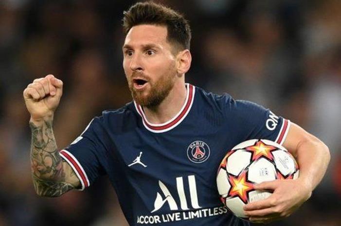 ليزارازو يدافع بقوة عن ميسي 799732236582-62021993-53733049-832488020576-052493-66653207451814