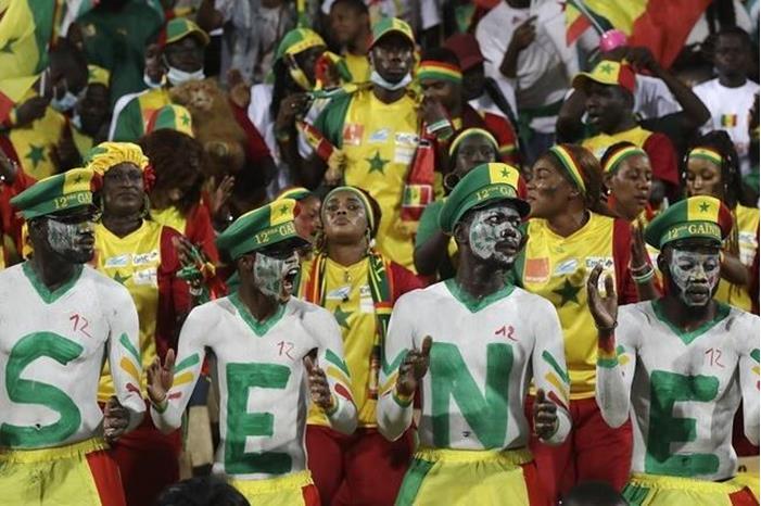 شاهد.. ماني يسجل هدفا جميلا بعد خطأ كوميدي 61faf9cc4236044dba491838