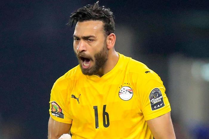 سر زجاجة أبوجبل حارس منتخب مصر  (فيديو) Mohamed-Abou-Gabal