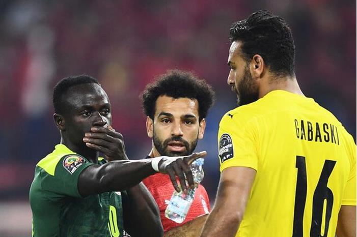 أبو جبل: هذا ما دار بين صلاح وماني قبل ركلة الجزاء 620201874236045299064d53