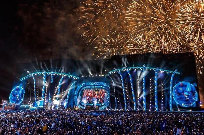 شاهد.. جماهير الهلال تُردد: العالمية صعبة قوية 4