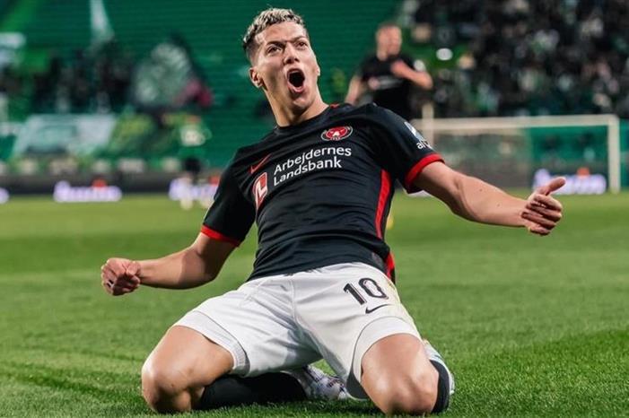 هل فتحت أبواب المجد الأوروبي لإمام عاشور؟ 2023217222752862A7