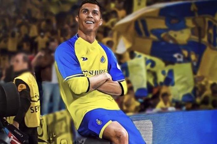 وليد الفراج يرد على هجوم جماهير النصر: رونالدو ليس فوق النقد (فيديو) e-8