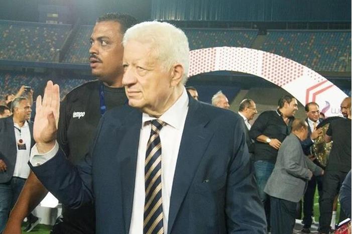 بالفيديو.. مشجع يحرج مرتضى منصور ويدخل معه في مشادة 63f333444236045e34658c2f