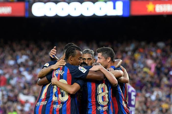 معلق مباراة برشلونة