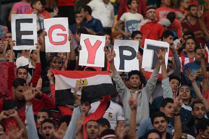 7 صدمات خلال شهر.. لعنة الفراعنة تصيب الكرة المصرية 180498-جماهير-الكرة