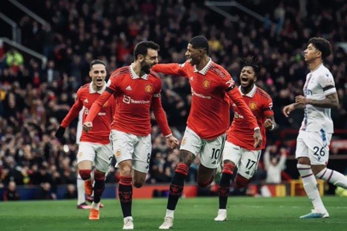 e52d677b8fe64d06fc43794d599be7d8