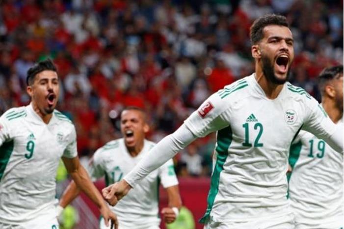 لاعبو منتخب الجزائر