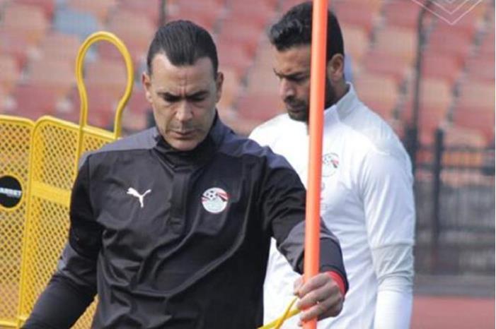 أول رد فعل للاتحاد المصري بعد انضمام الحضري لطاقم منتخب سوريا 63e0e6b94c59b76e1663e70c