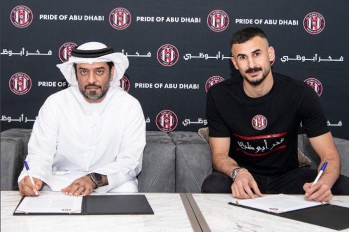 الجزيرة الاماراتي يدعم هجومه بالعراقي ايمن حسين 1432660_1675880180