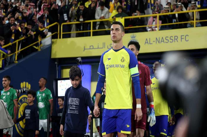 رونالدو يقود النصر أمام الوحدة للإبتعاد بصدارة الدوري السعودي كريستيانو-رونالدو-1