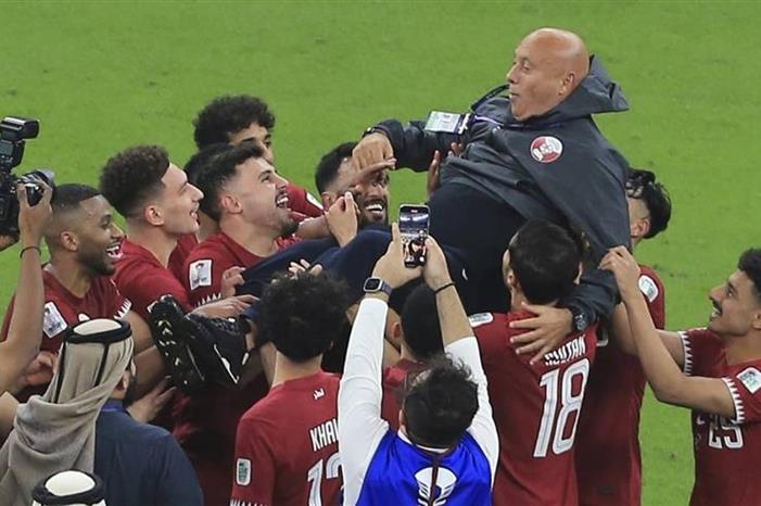 مدرب قطر يرفض الحديث عن مستقبله مع العنابي 202421111023811P3