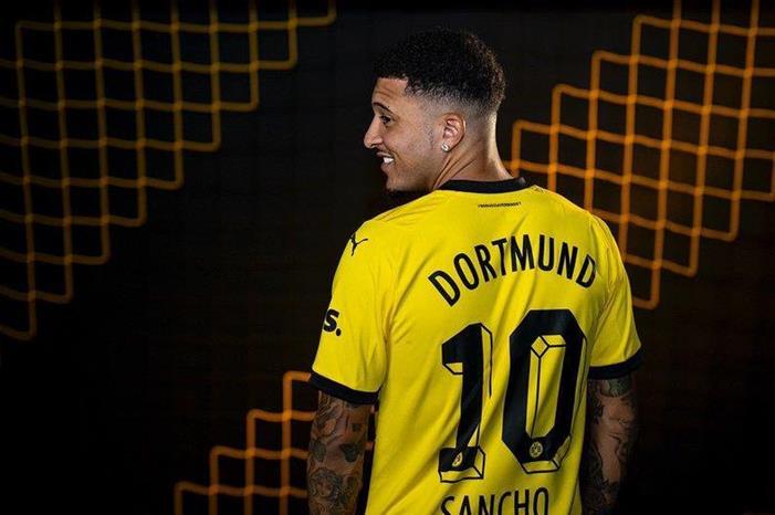 سانشو يتصدر تشكيل دورتموند أمام آيندهوفن f_img.kooora.comistoreimageskoooramhmed_aziz_january_1_1_2019_january_koo_1_mhmed_aziz_koo_2023_sansho