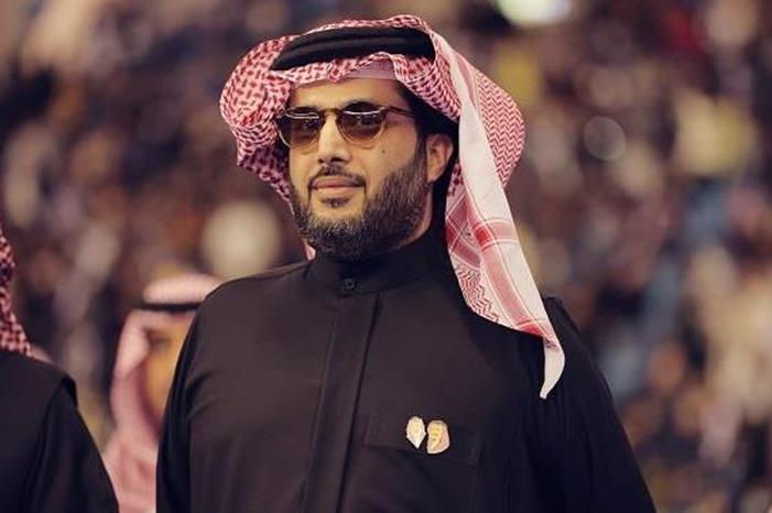 آل الشيخ يحتفل بسداسية النصر على طريقته الخاصة .. صورة mhmed_aziz_january_1_1_2019_january_koo_1_ibrahim_samir_koo__turki al-sheikh