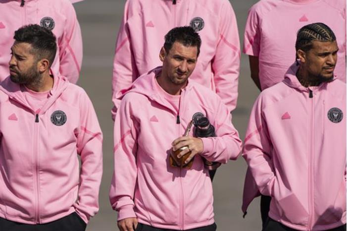 بعد أزمة هونغ كونغ.. ميسي قد يتسبب في أزمة أخرى في اليابان 65c21f4a4c59b76734376067