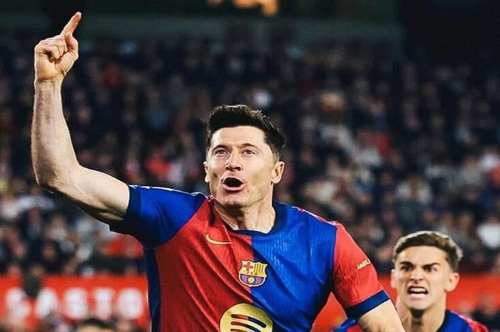 67a9bc1942360451385f8570