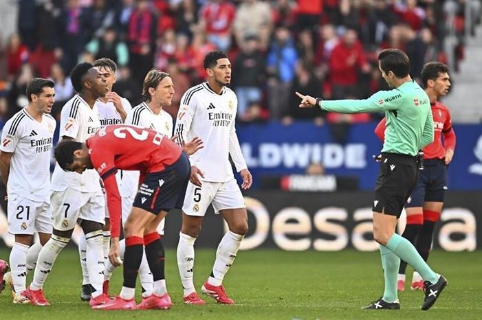 67b0cc834c59b7276c51ffa3