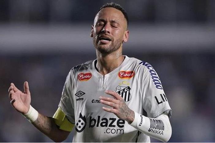 177-133046-neymar-santos-first-loss_700x400