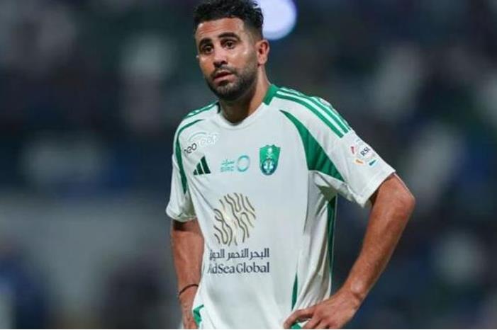 100-235441-mahrez-rating-nassr-ahli-cristiano_700x400