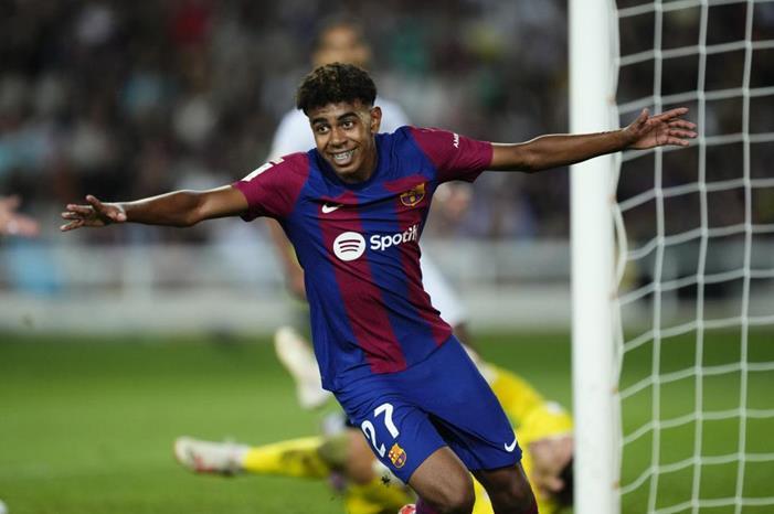 لامين-يامال-3