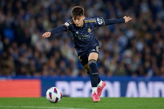 غضب في تركيا من تعامل أنشيلوتي مع أردا جولر Arda-Guler-1