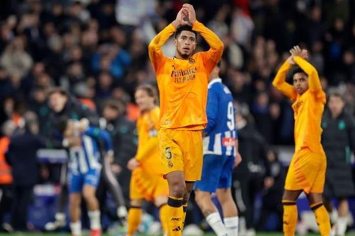 "فرصة لأتلتيكو وأعاد برشلونة".. ريال مدريد يتلقى هزيمة قاتلة أمام إسبانيول بالدوري الإسباني REAL-100