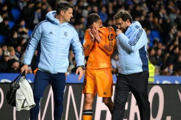 رسمياً.. ريال مدريد يعلن إصابة سيبايوس وغيابه لمدة طويلة GettyImages-2202166787-1 (1)