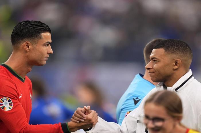 67a0a44c4236041c146f653b (1)