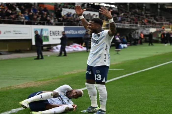 67a8f7b74236044ac824bf40