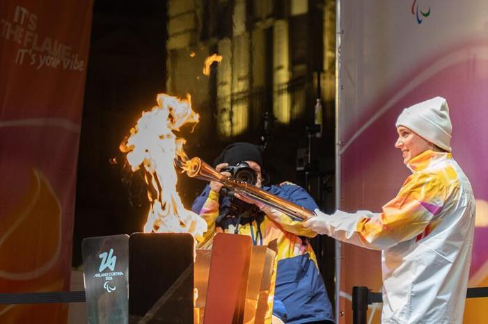 699e7b0e42360420f2282c0b