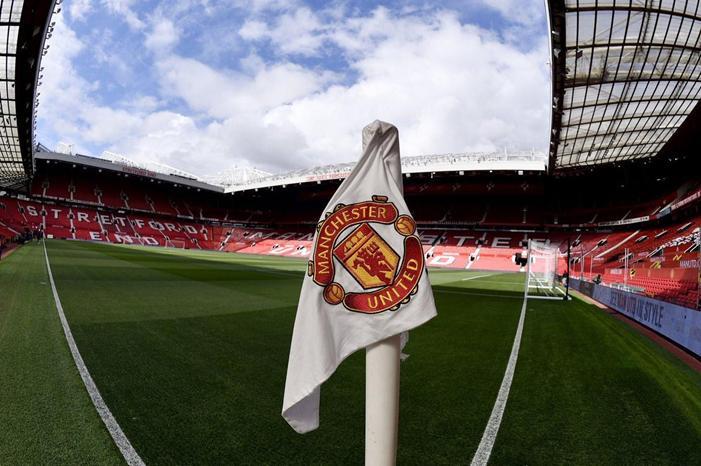 206388-DJ7UK7FW0AA_cTU