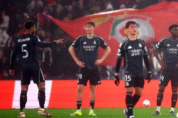 698705774c59b7186c209df3