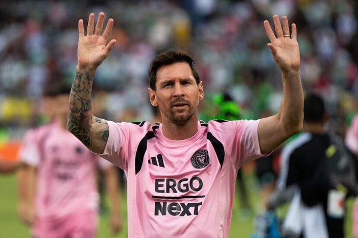 698041fe4c59b74a9e72e719