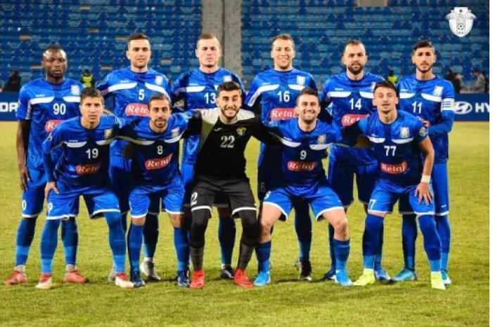 سحاب يوقع مع نجم الوحدات والفيصلي السابق Untitled-1-379