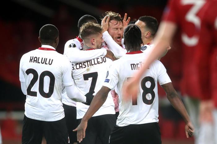 256984-فرحة-ميلان-بهدف-التعادل